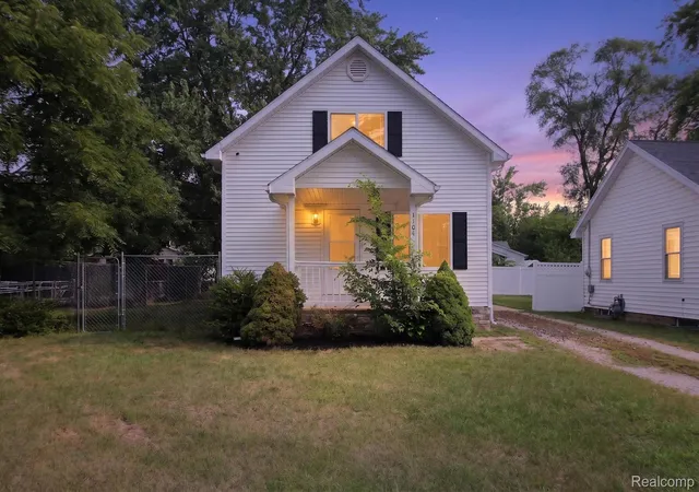 1st image of 1104 Pennsylvania Ave, Mount Pleasant, MI 48858 | MLS# 20261056739