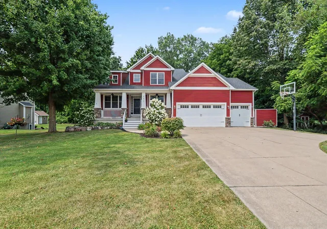 1st image of 182 Woodhaven Dr, Battle Creek, MI 49015 | MLS# 66026037626