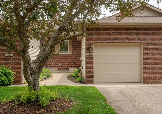 Photo 1 of Sale Pending at 7028 Springtree Ln Sw, Grand Rapids, MI 49548 | MLS# 65026037630 | Listing updated on 2026-09-11