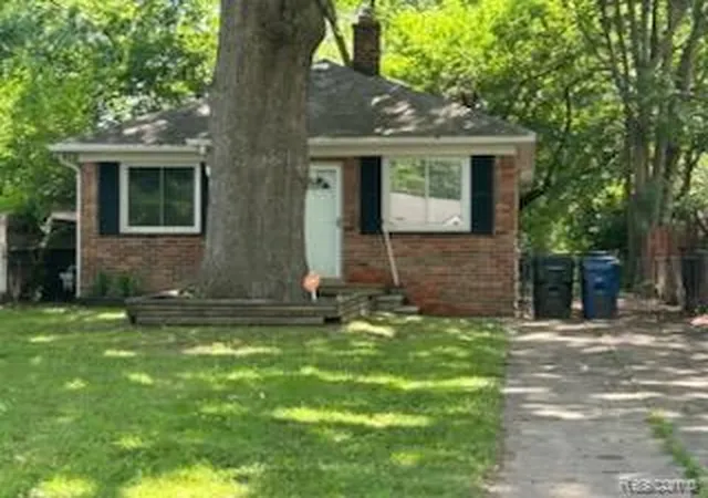 Photo 1 of Single family home for sale at 18500 Garfield, Redford, MI 48240 | MLS# 20261056759 | Listing updated on 2026-08-27