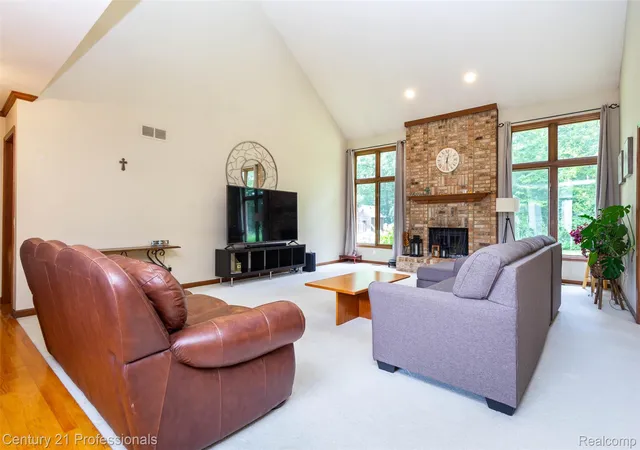 5th image of 6481 Basswood Dr, Troy, MI 48098 | MLS# 20261056762