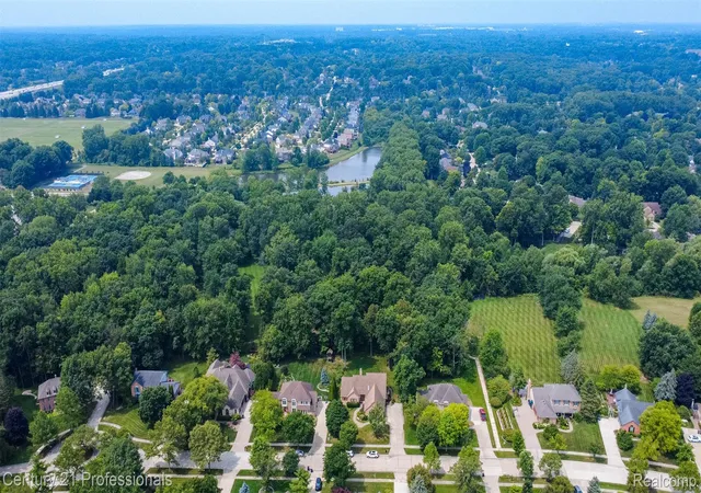 60th image of 6481 Basswood Dr, Troy, MI 48098 | MLS# 20261056762