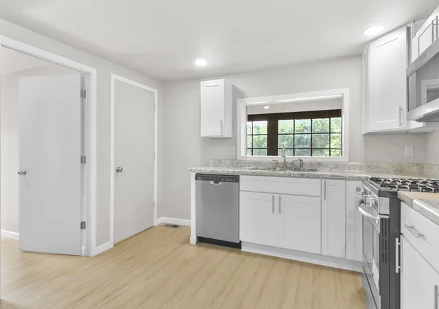 Photo 3 of Single family home for sale at 198 E Angel Ave, Barryton, MI 49305 | MLS# 78080071346 | Listing updated on 2026-09-18