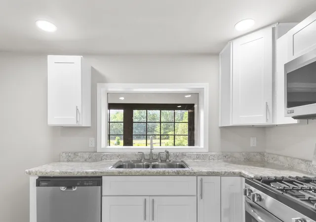 Photo 4 of Single family home for sale at 198 E Angel Ave, Barryton, MI 49305 | MLS# 78080071346 | Listing updated on 2026-09-18
