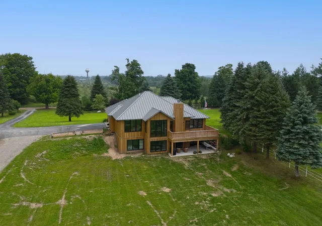 Photo 3 of Single family home for sale at 7692 Crisp Rd, Williamsburg, MI 49690 | MLS# 78080071347 | Listing updated on 2026-08-21