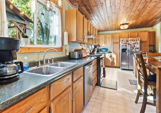 5th image of 10696 Van Buren Ln, Van Buren Township, MI 48111 | MLS# 20261056774