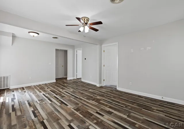 Photo 3 of Single family home for sale at 3066 Bent Oak Hwy, Adrian, MI 49221 | MLS# 56050215778 | Listing updated on 2026-09-01