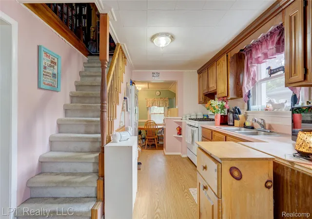 5th image of 134 Chopin St, Troy, MI 48083 | MLS# 20261056791