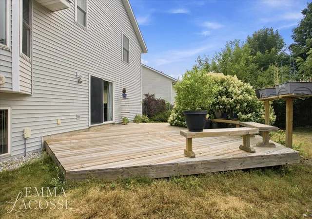 Photo 3 of Single family home for sale at 3560 Rush Crk Dr, Hudsonville, MI 49426 | MLS# 65026037643 | Listing updated on 2026-09-16