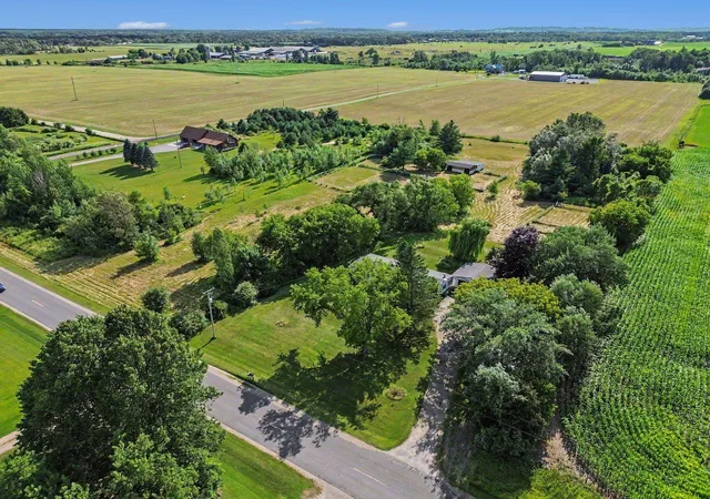 Photo 3 of Single family home for sale at 2264 S Campbell Rd, West Branch, MI 48661 | MLS# 77080071349 | Listing updated on 2026-10-05