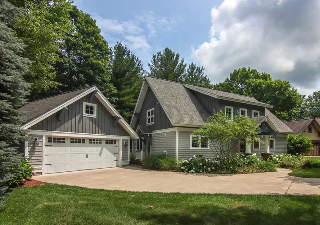 2nd image of 7705 Platte Plains Trl, Thompsonville, MI 49683 | MLS# 78080071350
