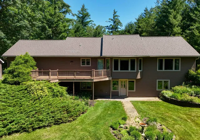 Photo 2 of Single family home for sale at 1225 Fernwood Dr, Grawn, MI 49637 | MLS# 78080071351 | Listing updated on 2026-07-28