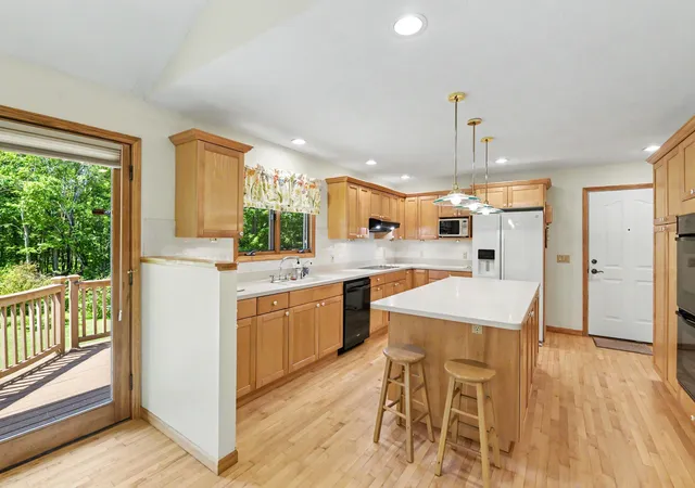 Photo 3 of Single family home for sale at 1225 Fernwood Dr, Grawn, MI 49637 | MLS# 78080071351 | Listing updated on 2026-07-28