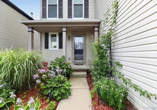 3rd image of 5082 Whispering Glen Trl, Holly, MI 48442 | MLS# 20261056819