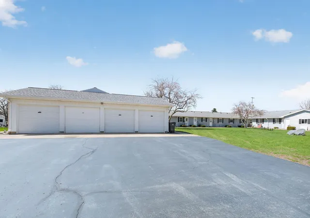 2nd image of 1310 N Boltwood St, Hastings, MI 49058