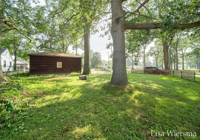 27th image of 2190 W Sherman Blvd, Muskegon, MI 49441 | MLS# 65026037662