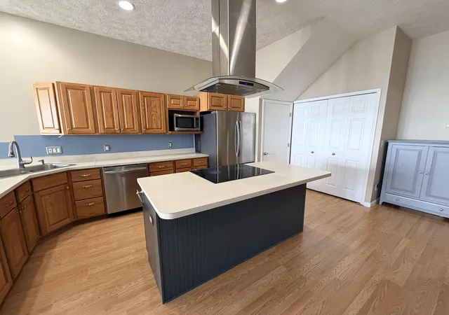 Photo 3 of Condo for sale at 45 Arthur St, Manistee, MI 49660 | MLS# 67026037664 | Listing updated on 2026-08-19