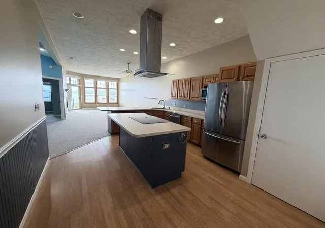 Listing Photo 4 - Condo for sale in building located at 45 Arthur St, Manistee, MI 49660