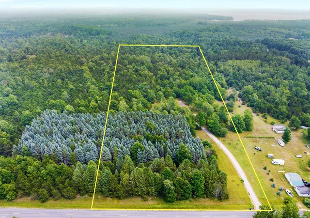 2nd image of 14143 Erdman Rd, Arcadia, MI 49613 | MLS# 78080071357