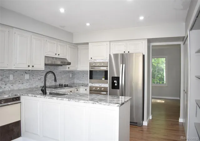 Photo 1 of Sale Pending at 2073 Bordeaux St, West Bloomfield, MI 48323 | MLS# 20261056855 | Listing updated on 2026-09-03