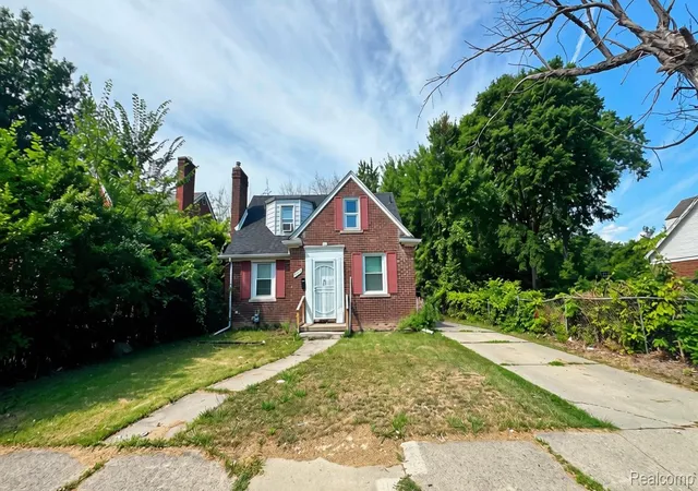 Photo 3 of Single family home for sale at 5913 Woodhall St, Detroit, MI 48224 | MLS# 20261056868 | Listing updated on 2026-07-28