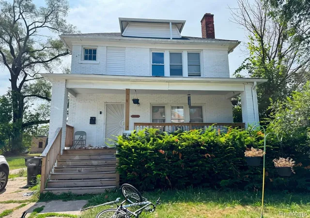 Photo 1 of Single family home for sale at 343 Elmhurst St, Highland Park, MI 48203 | MLS# 20261056873 | Listing updated on 2026-07-28