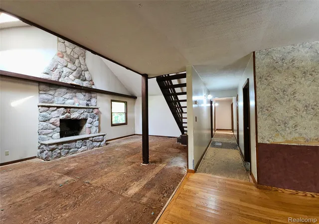 Photo 4 of Single family home for sale at MI | 5665 White Crk Rd,MI 48453 | MLS# 20261056881 | Listing updated on 2026-09-09