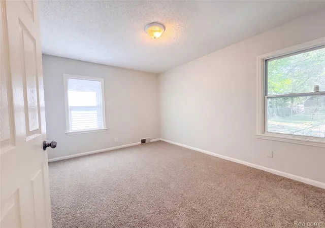 Photo 3 of Single family home for sale at 16853 Saint Marys St, Detroit, MI 48235 | MLS# 20261056895 | Listing updated on 2026-10-22