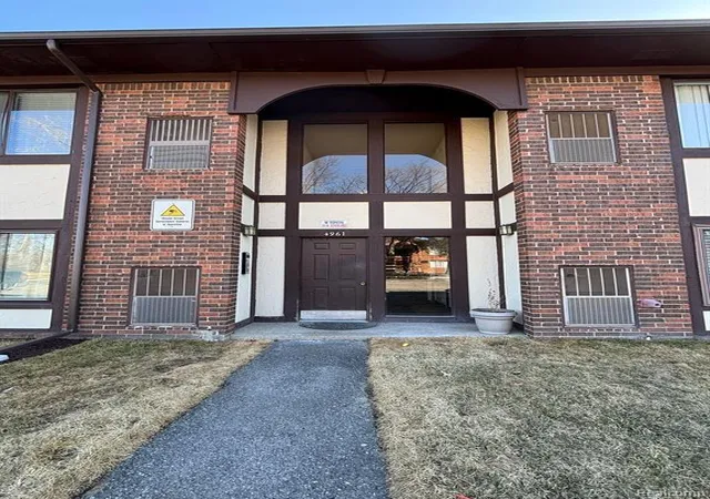 Photo 1 of Condo for sale at 4961 E 10 Mile Rd, Warren, MI 48091 | MLS# 20261056902 | Listing updated on 2026-07-27