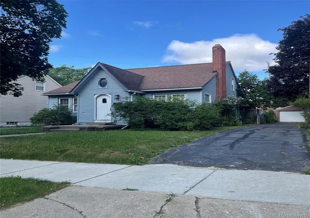Photo 1 of Sale Pending at 123 N Genesee Ave, Pontiac, MI 48341 | MLS# 20261056907 | Listing updated on 2026-07-24