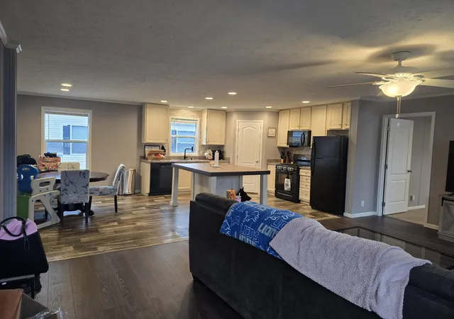 Photo 2 of Single family home for sale at 217 Braeburn Dr, Egelston Township Muskegon, MI 49442 | MLS# 71026037685 | Listing updated on 2026-09-03