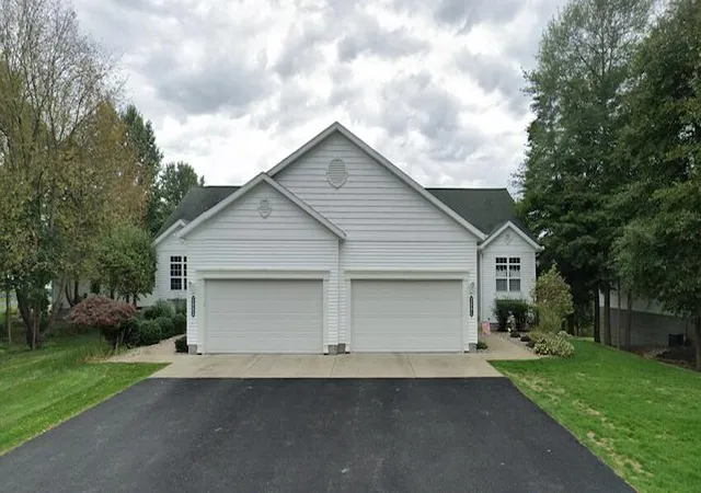 Photo 1 of Sale Pending at 2681 Shadow Pine Dr #30, Fruitport, MI 49415 | MLS# 65026037709 | Listing updated on 2026-07-24