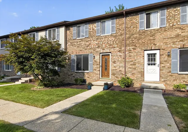 Photo 2 of Condo for sale at 145 Sheffield Dr, Saline, MI 48176 | MLS# 81026037686 | Listing updated on 2026-08-24