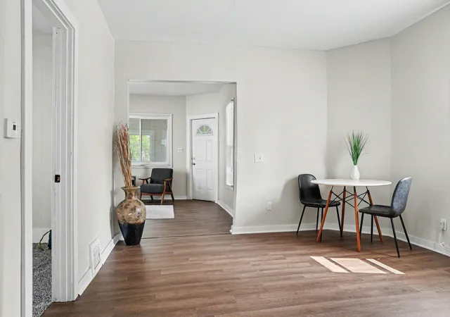 Photo 4 of Single family home for sale at 1340 E Vine St, Kalamazoo, MI 49001 | MLS# 65026037703 | Listing updated on 2026-09-01