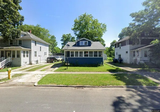 Photo 1 of Single family home for sale at 615 William St, Kalamazoo, MI 49007 | MLS# 62026037720 | Listing updated on 2026-09-09