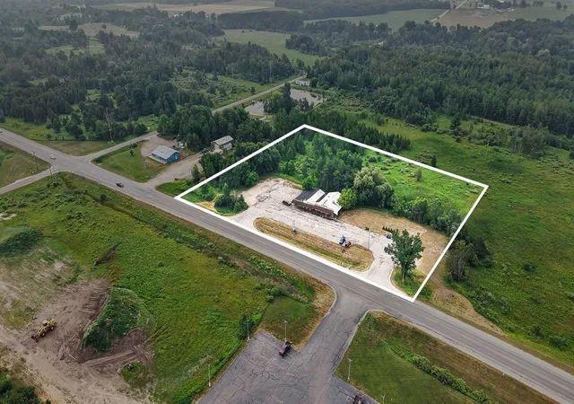 2nd image of 20221 Us 10, Reed City, MI 49677 | MLS# 72026037723