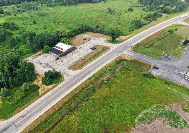 4th image of 20221 Us-10, Reed City, MI 49677 | MLS# 72026037723