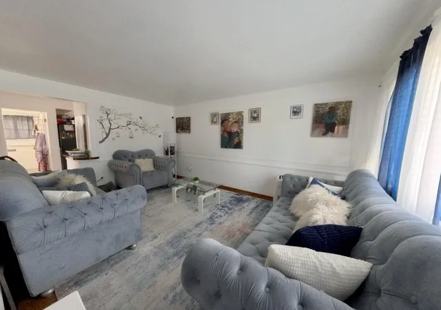 Photo 4 of Single family home for sale at 32155 Columbus Dr, Warren, MI 48088 | MLS# 81026037732 | Listing updated on 2026-09-01