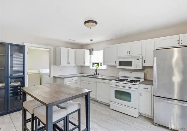 Photo 4 of Single family home for sale at 12459 Georgiana Ave, Warren, MI 48089 | MLS# 20261056956 | Listing updated on 2026-09-23