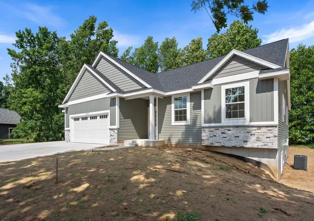 Photo 4 of Single family home for sale at 1765 Fairview Dr, Allegan, MI 49010 | MLS# 66026037744 | Listing updated on 2026-08-20