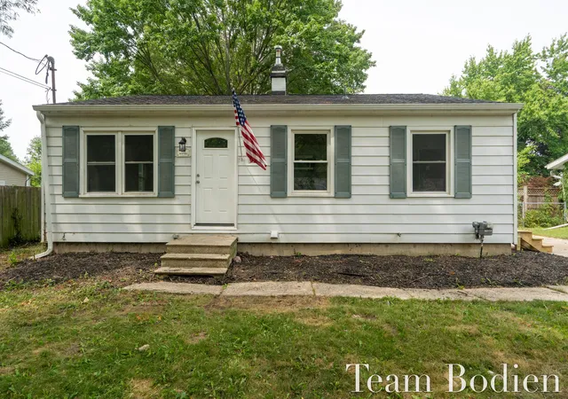 Photo 1 of Sale Pending at 5526 Bedford St, Portage, MI 49002 | MLS# 65026037736 | Listing updated on 2026-08-30