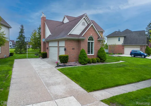 3rd image of 45498 Muirfield Dr, Canton, MI 48188 | MLS# 20261056968