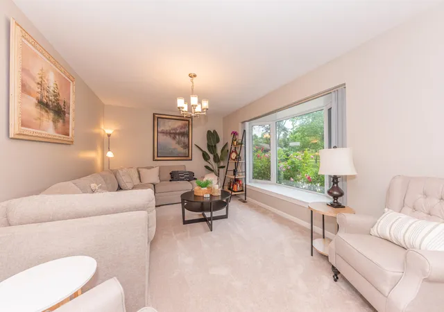 Photo 3 of Single family home for sale at 940 Lennox St, Ann Arbor, MI 48103 | MLS# 81026037754 | Listing updated on 2026-08-13