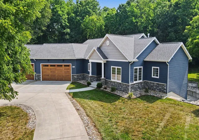Photo 3 of Single family home for sale at 395 S Wattles Rd, Battle Creek, MI 49014 | MLS# 64026037750 | Listing updated on 2026-07-22