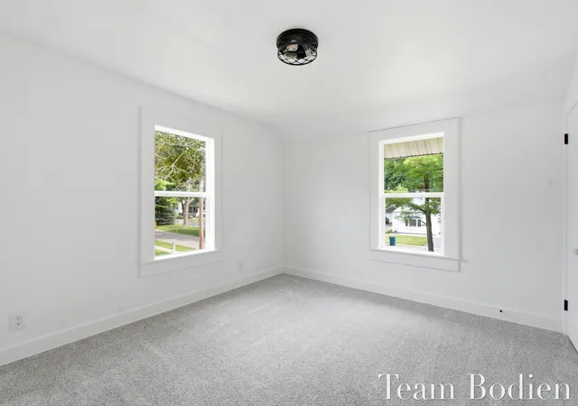 33rd image of 627 Pinehurst Blvd, Kalamazoo, MI 49006 | MLS# 65026037749