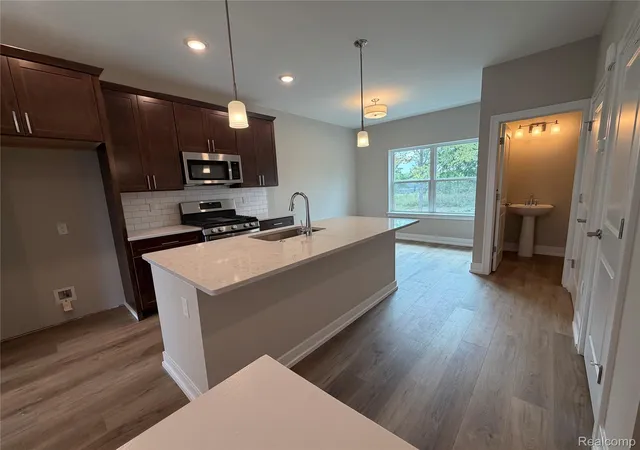 Photo 2 of Condo for sale at 751 Canterbury Ln, Troy, MI 48085 | MLS# 20261056981 | Listing updated on 2026-08-26