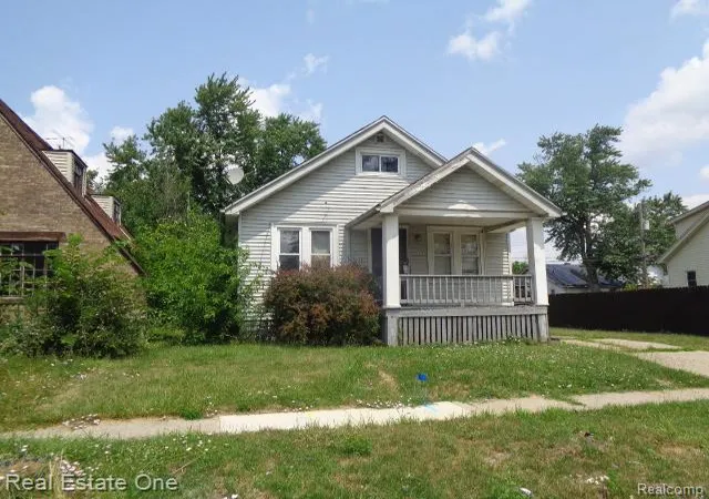 Photo 2 of Single family home for sale at 10074 Beechdale St, Detroit, MI 48204 | MLS# 20261057009 | Listing updated on 2026-07-25