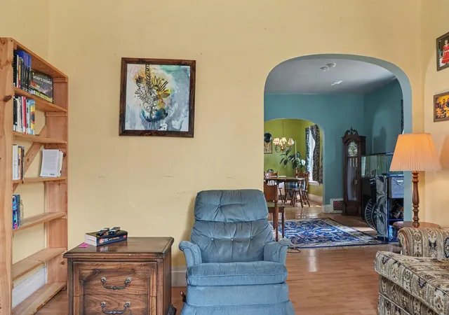 Photo 4 of Single family home for sale at 120 Wall St, Kalamazoo, MI 49001 | MLS# 66026037772 | Listing updated on 2026-09-02