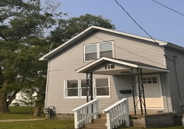 Photo 2 of Single family home for sale at 718 Ramsdell St, Manistee, MI 49660 | MLS# 67026037788 | Listing updated on 2026-09-15