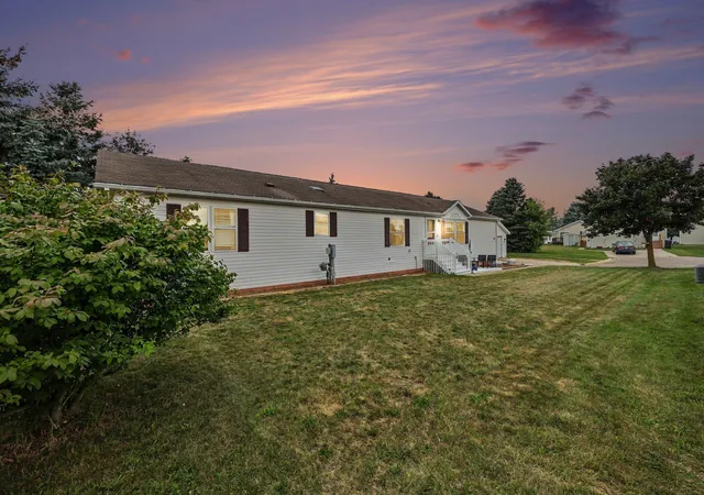 2nd image of 1893 Lanark Ct, Grass Lake, MI 49240 | MLS# 65026037778